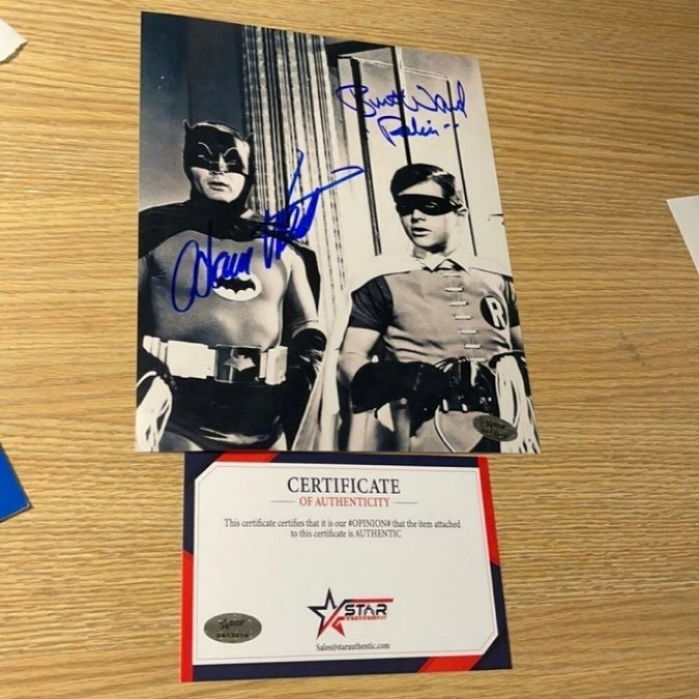 - Batman robin adam west ward family guy 8x10 photo - STARWORLDUSA.com