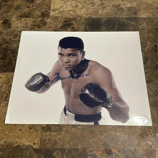  - Boxing Muhammad Ali autographed photo - STARWORLDUSA.com