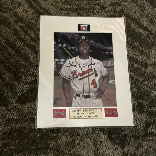  - Hank Aaron Signed Autographed Atlanta Braves - STARWORLDUSA.com